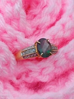 10KT Mystic Topaz and Diamonds Ring size 8.75 Yellow Gold